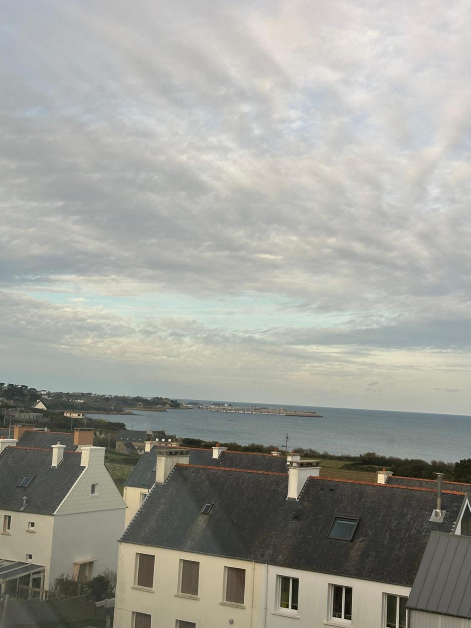 Les Bords De Mer Saint-Pol-de-Léon Esterno foto